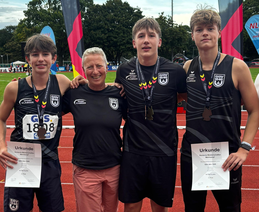 Brigitte und die U16-Jungs