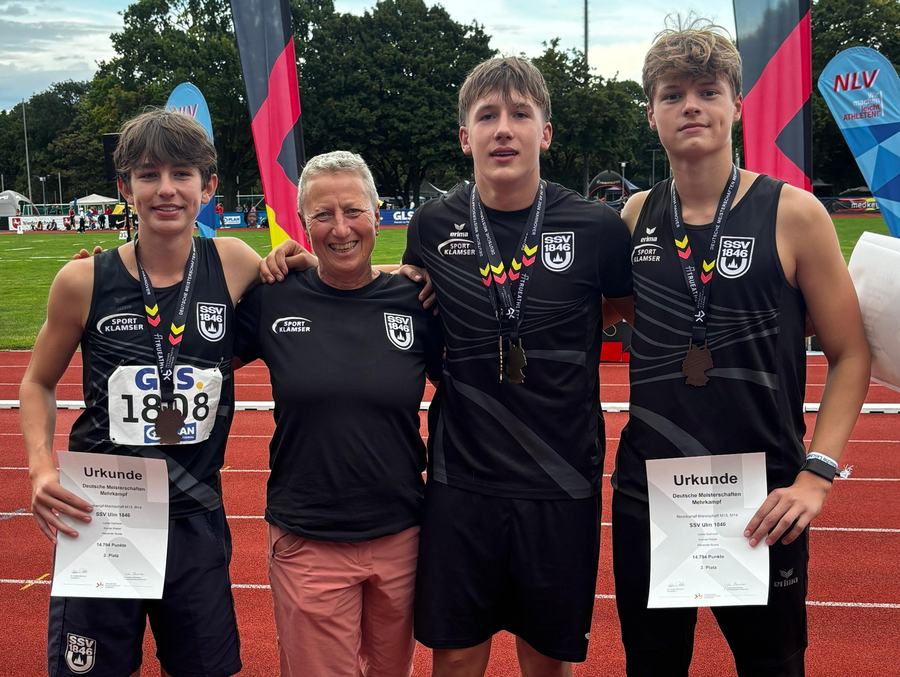 Brigitte und die U16-Jungs