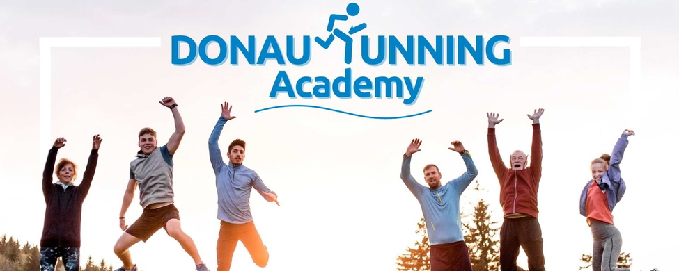 DONAURUNNING Academy Schriftzug über sechs springenden Personen