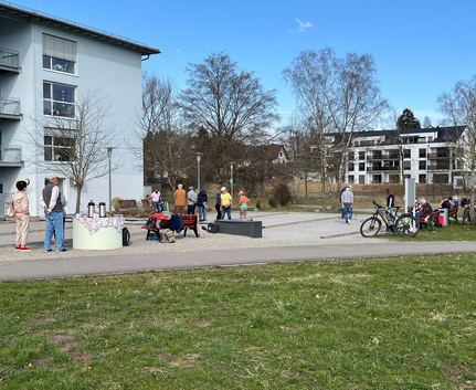Teilnehmende beim Freundschaftsturnier auf Bouleplatz in Krumbach